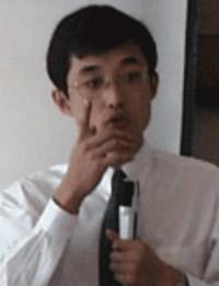 何冰